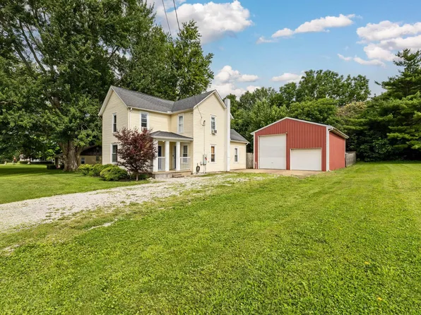 260 N Clayton St, Centerburg, OH 43011