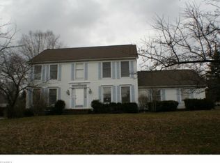 265 N Pine Ct, Aurora, OH 44202