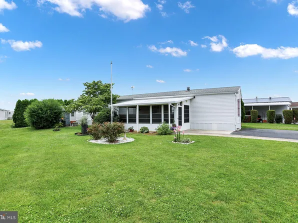 65 Country Acre, Myerstown, PA 17067