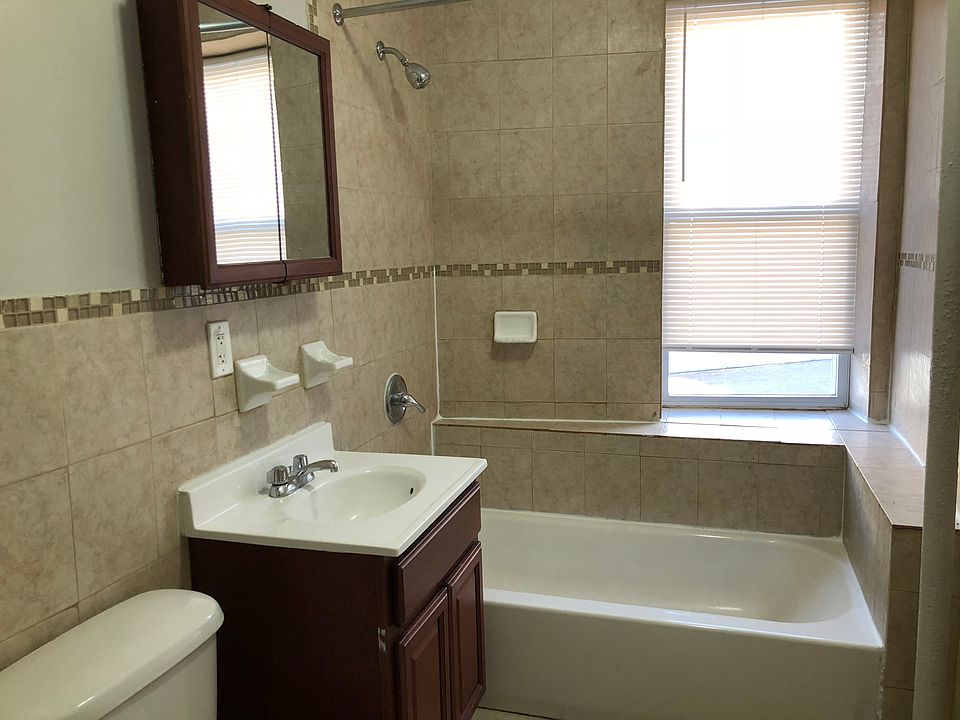 2nd image of 863 Pavonia Ave #2QQ
