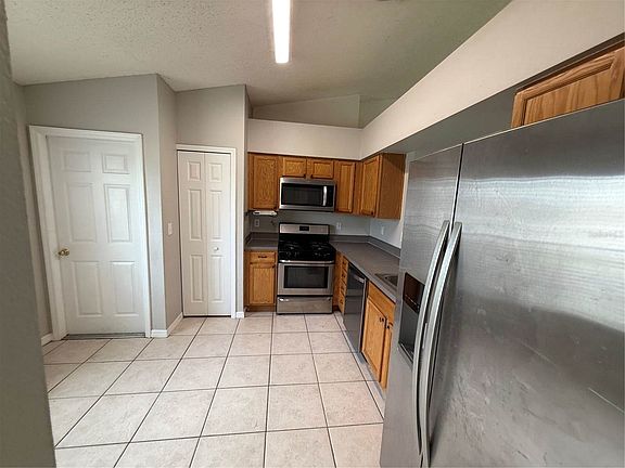 5th image of 13142 Pinyon Dr