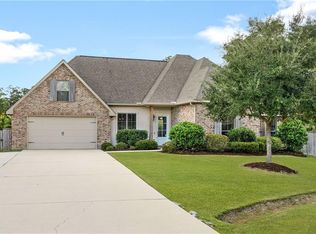 105 Michael Ct, Covington, LA 70433