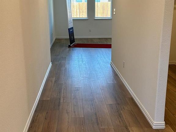 3rd image of 5010 Winterberry Dr