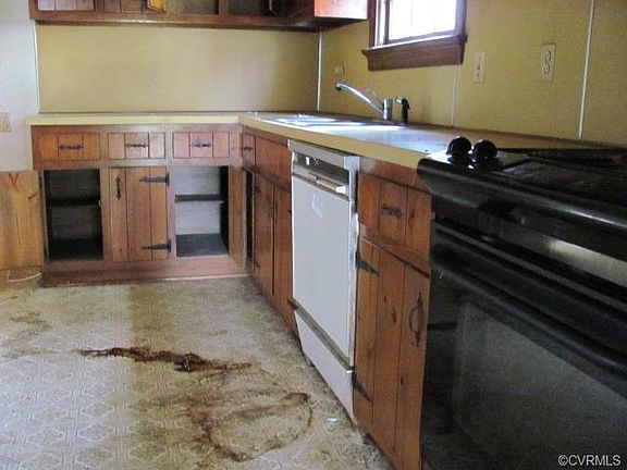 5th image of 7357 Pickett Ave