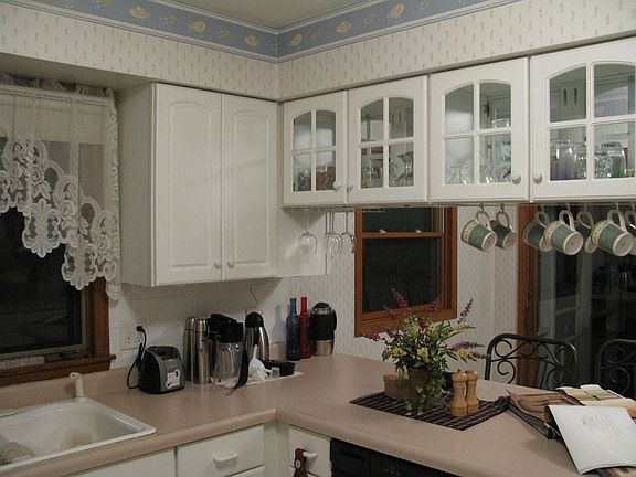 Kitchen facing Back Porch