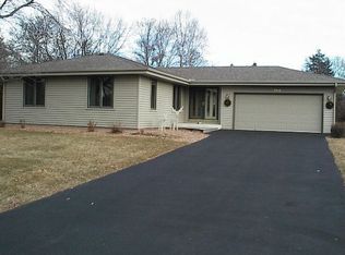 3600 Saratoga Ln N, Plymouth, MN 55441
