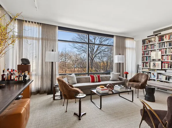 170 E End Ave APT 3J, New York, NY 10128