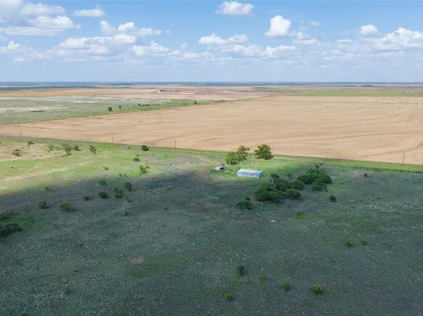 300 County Road 232, Rotan, TX 79546