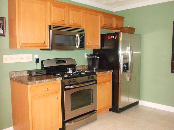 4th image of 3087 Bauer Dr