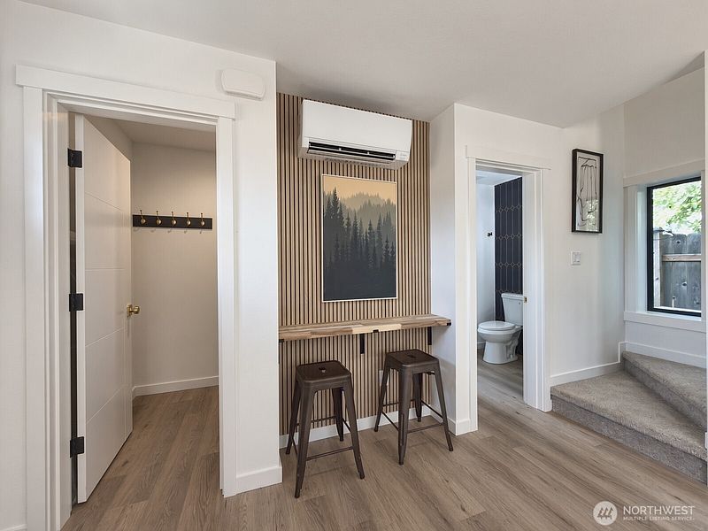 4th image of 5404 20th Avenue S