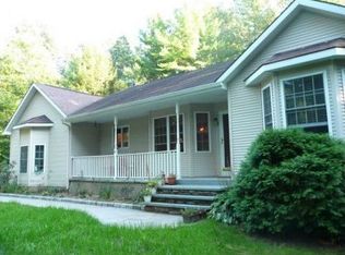 12 Old Saratoga Knolls Ln, Schuylerville, NY 12871