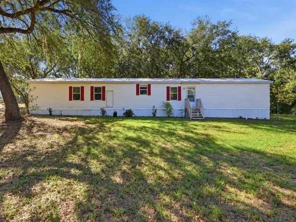 2138 LAKE ELLA ROAD, FRUITLAND PARK, FL 34731