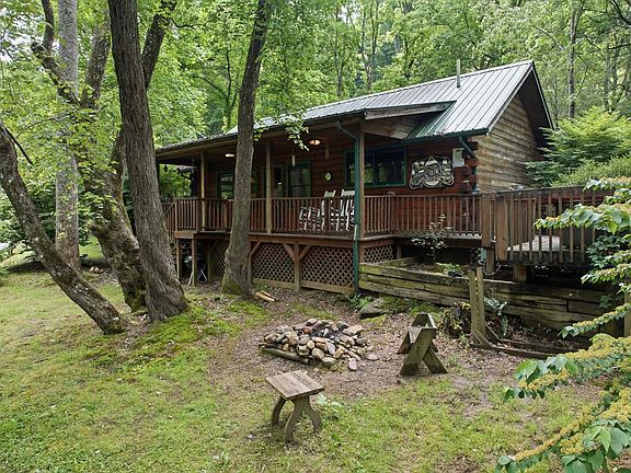2nd image of 10413 Lower Alarka Rd