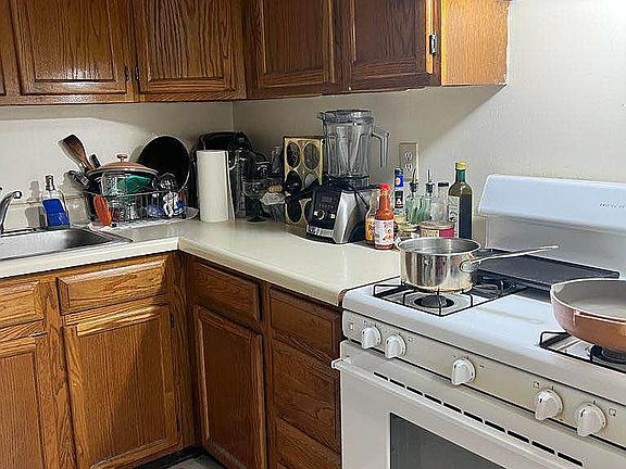 5th image of 2547 Frederick Douglass Blvd #4