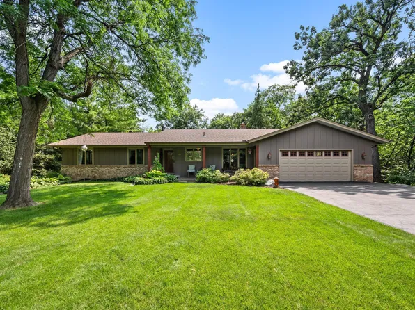17191 Cedarcrest Dr, Eden Prairie, MN 55347