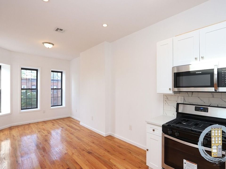 1st image of 494 Chauncey St #F2