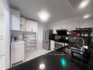 2 bed, $2,650 — Photo 3