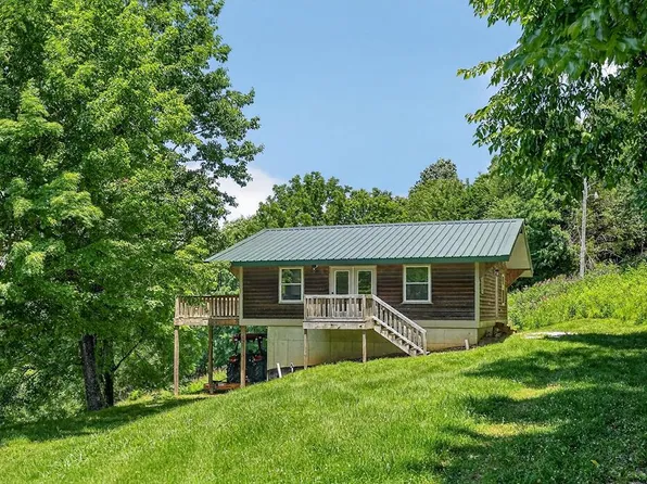 99 Judkins Ln, Hickman, TN 38567