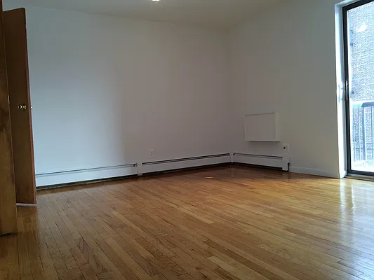 Rented by Voro New York | media 8