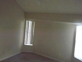 2nd image of 287 SW Aubudon Ave