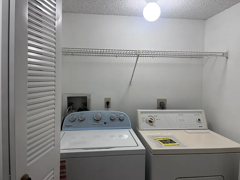 9777 Westview Dr #1121 — Photo 16