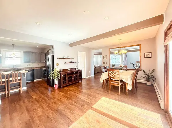 50 10th Ave, Haverhill, MA 01830