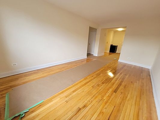 3rd image of 32-30 93rd St APT C4