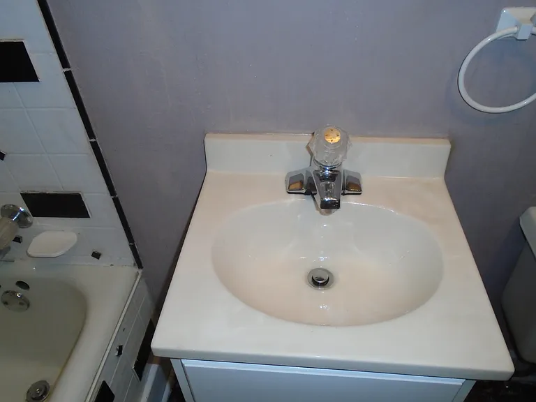 100 N 33rd St #4 — Photo 15