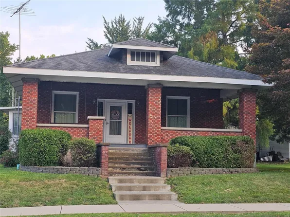306 W 2nd St, Sparta, IL 62286
