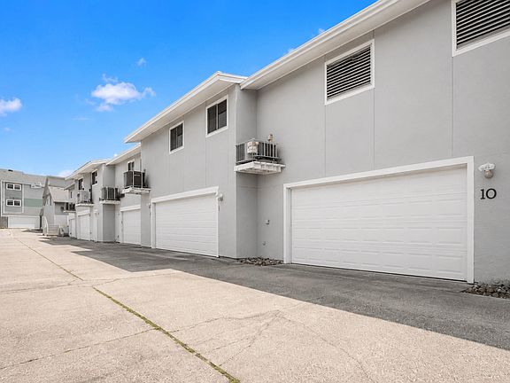 3rd image of 3700 83rd St APT 10