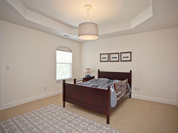 2nd image of 6610 W Braebourne Dr