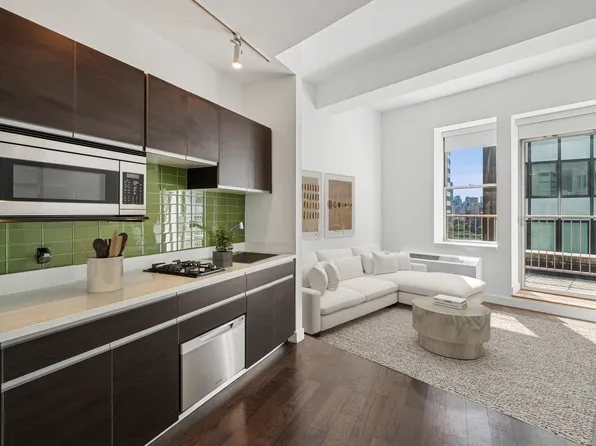 116 John Street image 1 of 12