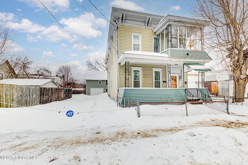 3rd image of 180 Division Street