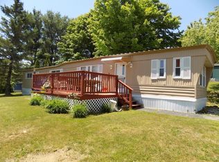 28 Birch Ln, Wales, MA 01081