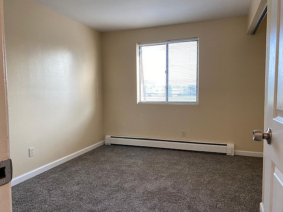 5th image of 6000 Girard Ave #B3