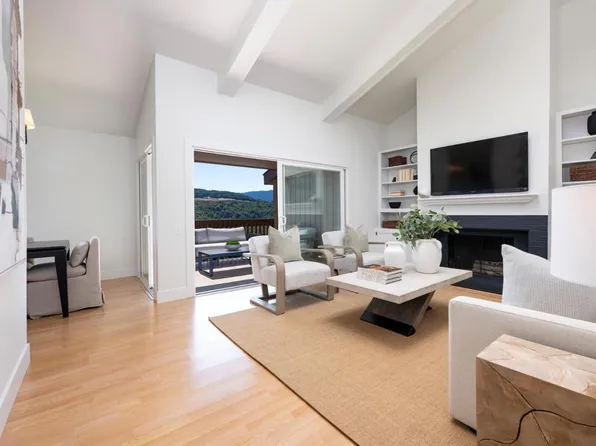 3374 La Mesa Dr APT 15, San Carlos, CA 94070