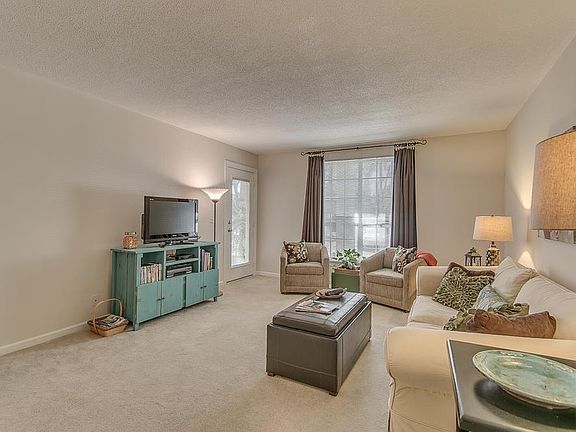 4th image of 1280 Middle Tennessee Blvd APT D-10
