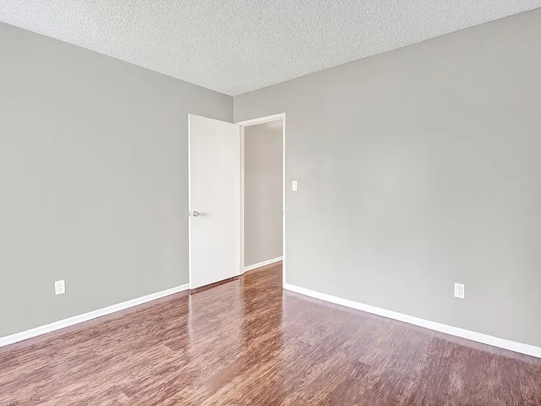 Olive Ridge Apartments — Photo 6