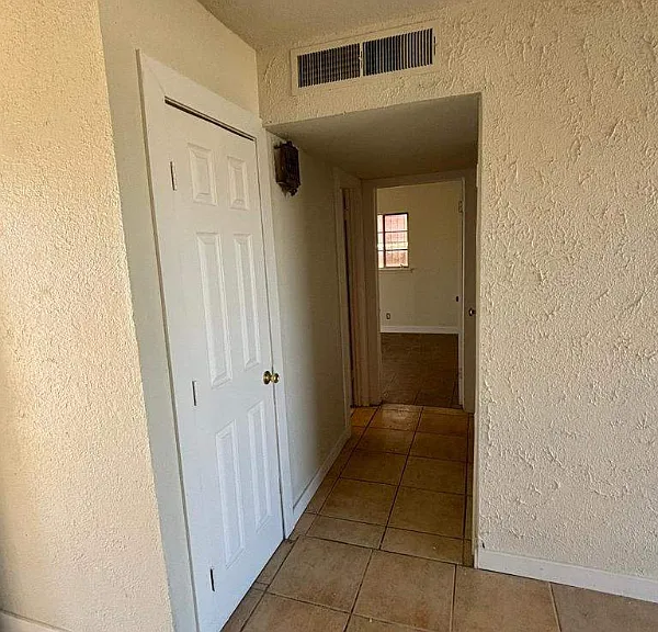 3405 Olympic Ave — Photo 8