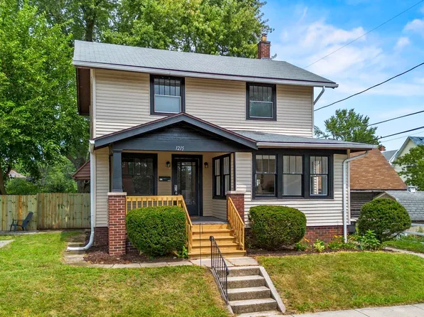 1215 Tennessee Ave, Fort Wayne, IN 46805