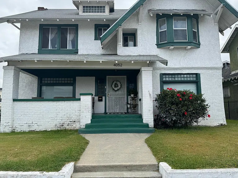 1348 W 40th Pl — Photo 10
