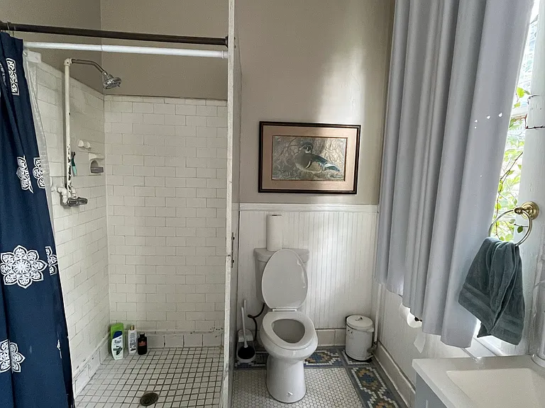2220B Barnard St #2220B — Photo 10