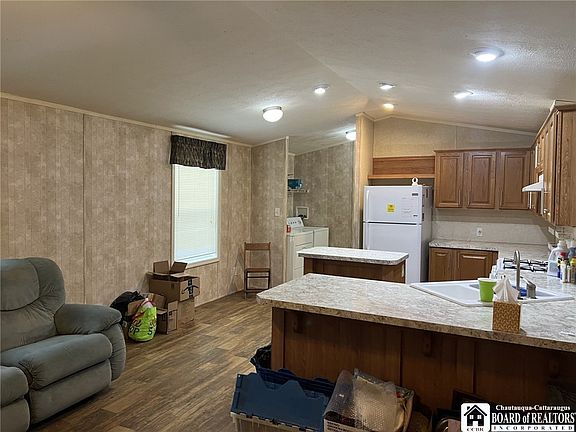 5th image of 304 E Elmwood Ave Lot 25