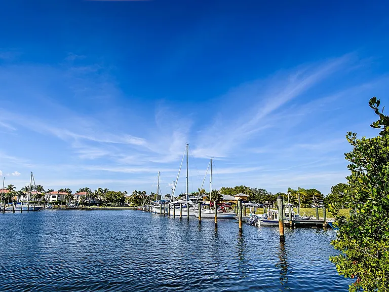 3313 Sunset Key Cir #402 — Photo 53