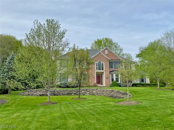 37 John Clark Ln, Hudson, OH 44236