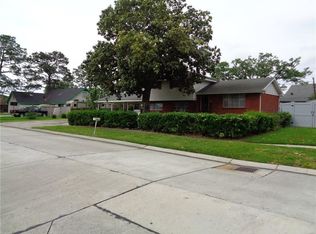 2524 Vulcan St, Harvey, LA 70058