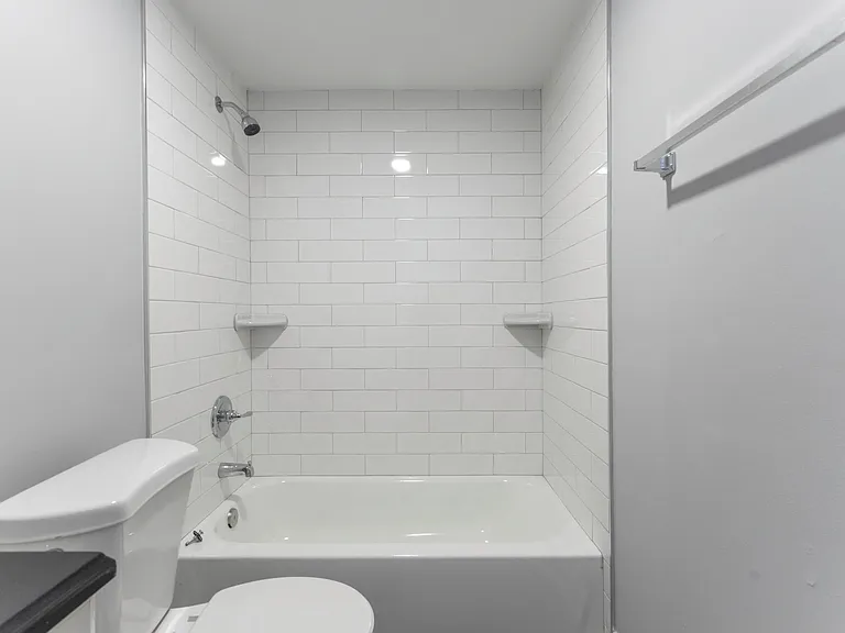 4711 Navarro Ave — Photo 25