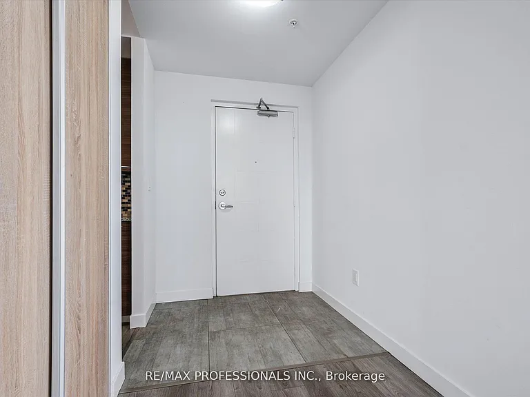 318 Spruce St #2103 — Photo 6