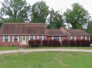 2527 Jerry Jones Dr, Valdosta, GA 31602