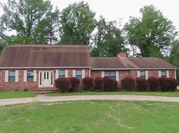 2527 Jerry Jones Dr, Valdosta, GA 31602